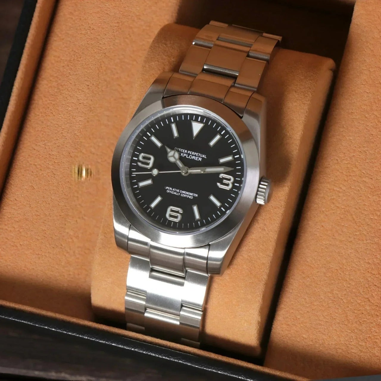 Oystko Explorer Black | HW Design