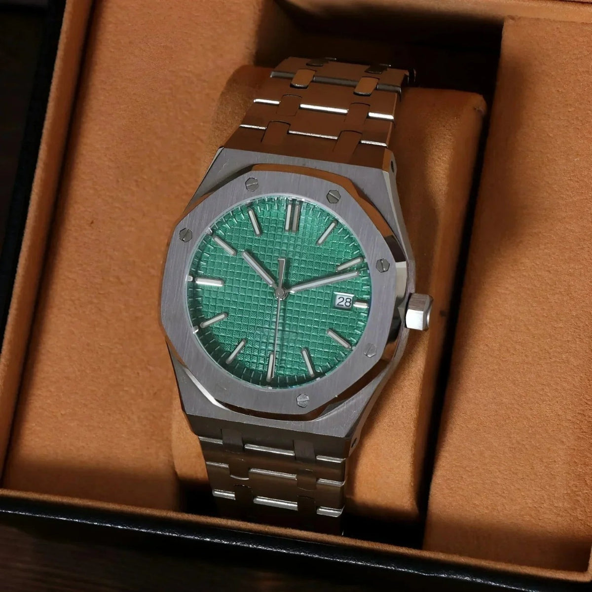 Royal Seikoak Green de HW Design, reloj de caja integrada de 41 mm con esfera verde, acero 316L y cristal de zafiro