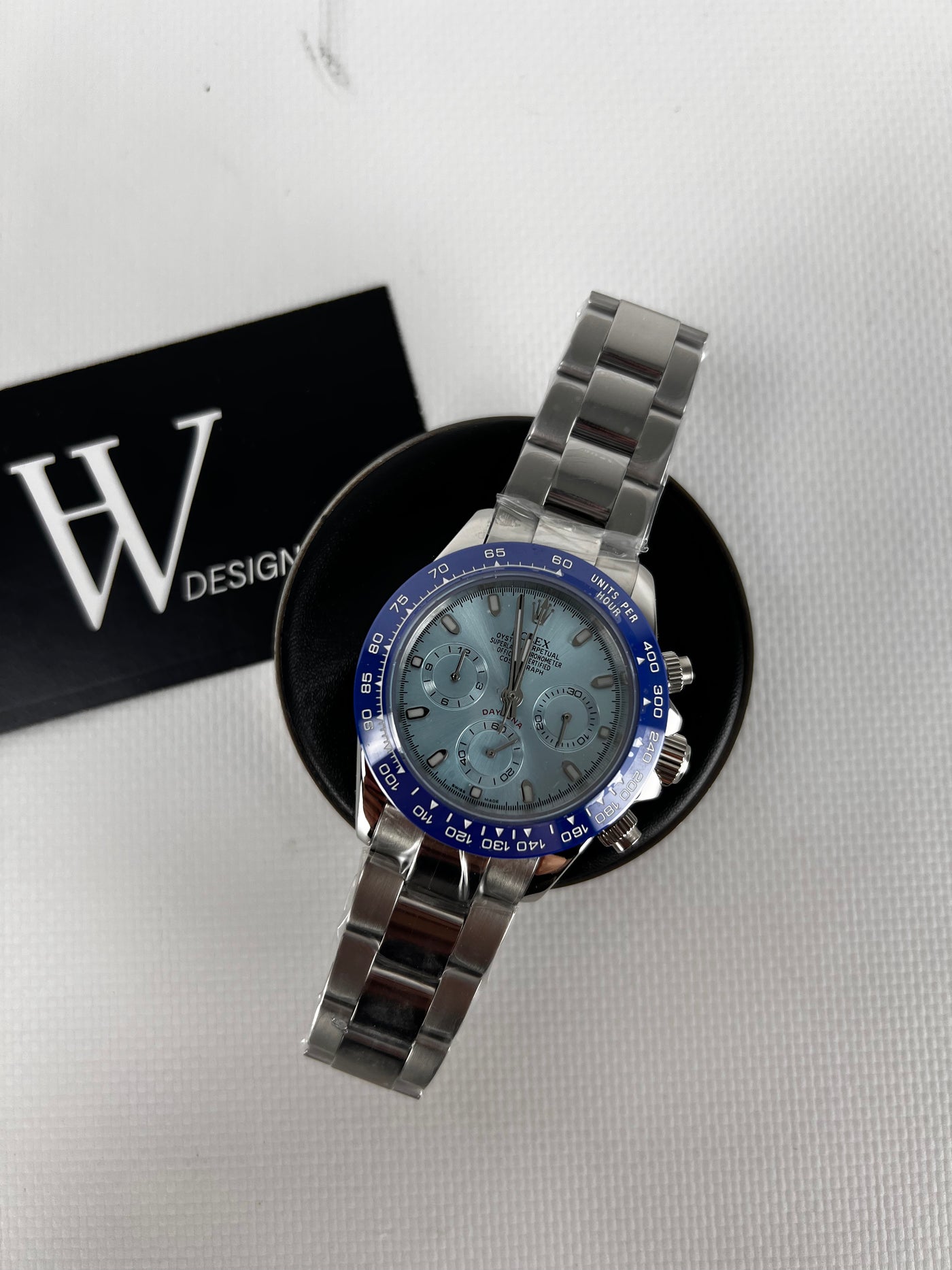 Seiktona Blue Lover de HW Design, cronógrafo de 40 mm con esfera azul, caja de acero 316L y cristal de zafiro