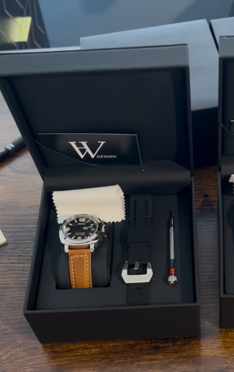 Estuche doble de HW Design con correa de goma negra y herramienta de cambio de correa