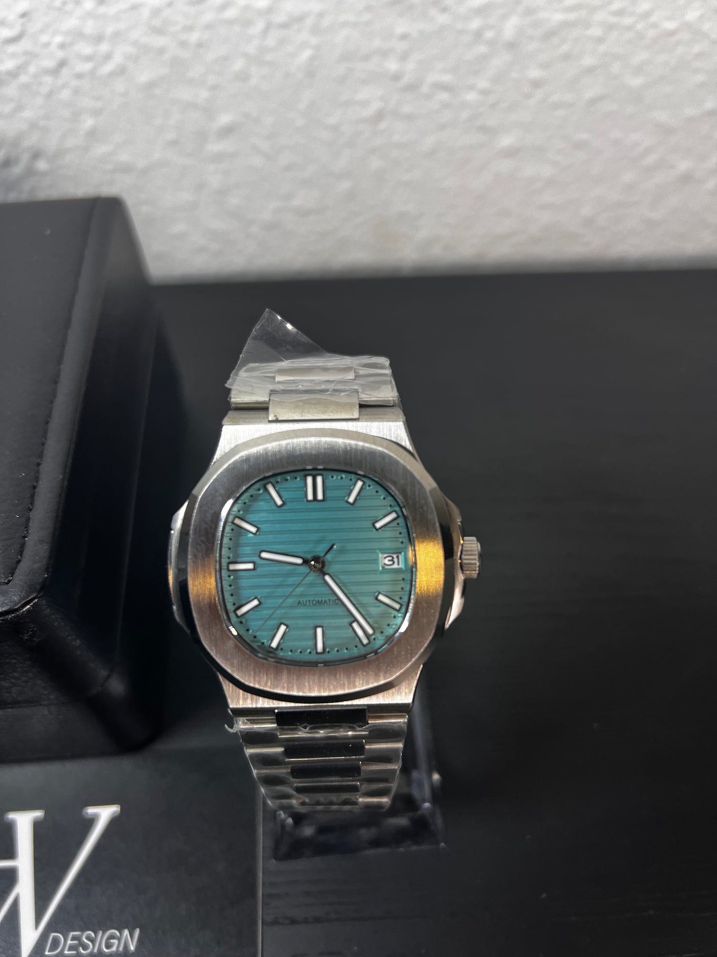 Nautiko Tiffany Blue de HW Design, reloj de 42 mm con esfera azul Tiffany, caja de acero 316L y cristal de zafiro