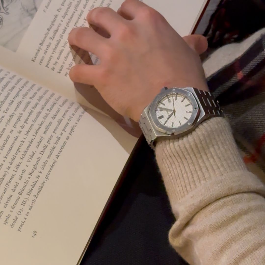 Royal Seikoak White de HW Design, reloj de caja integrada de 41 mm con esfera blanca, acero 316L y cristal de zafiro